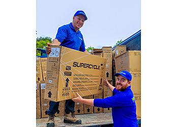 Aurora junk removal 1-800-GOT-JUNK? Aurora