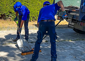 1-800-GOT-JUNK? Blainville - Blainville, QC Junk Removal - Service Image