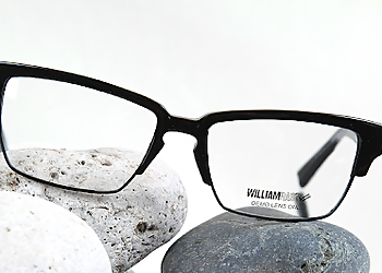 3 for 1 Glasses Oakville - Oakville, ON Opticians - Glasses Image