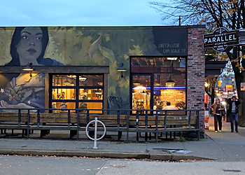 49th Parallel Café & Lucky's Doughnuts - Vancouver, BC Cafe - Restaurant Exterior Image