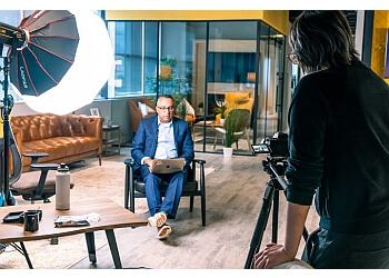 Richmond Hill videographer 6Story