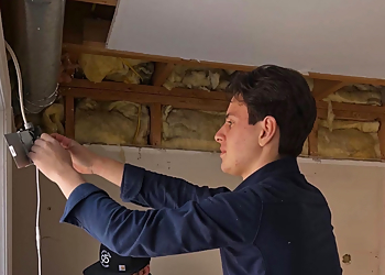 95 Electric Inc. - Windsor, ON Electricians - Technician Portrait Image