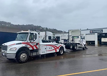 Kelowna Services De Remorquage AAA Brian's Towing Ltd.