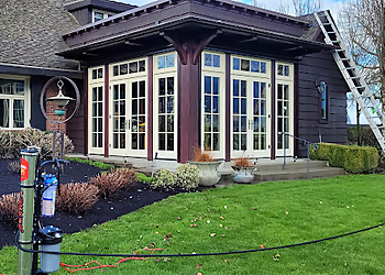 Chilliwack window cleaner AClean