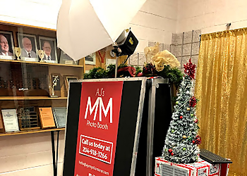 Winnipeg Entreprises De Photomaton AJs Mystic Mirror Photo Booth