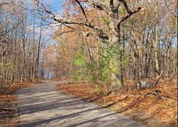 Barrie hiking trail Allandale Station Park