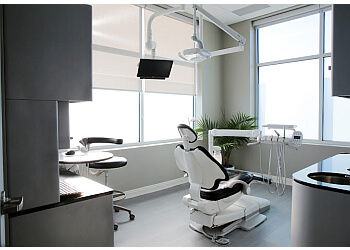 Stratford cosmetic dentist Avon Dental Office