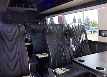 Aaron Luxe - Sudbury, ON Limo Service - Facility Image