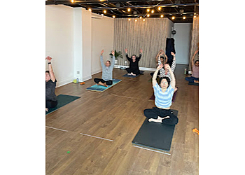 Newmarket yoga studio Abra Yoga 