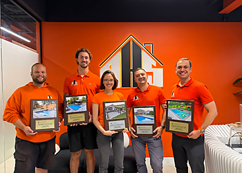 Action Home Services Inc. - Richmond Hill, ON Service De Piscine - Service Team Image