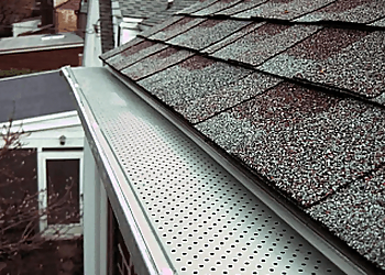 Adam's Eaves Gutter/Eavestrough Specialists - Montreal, QC Gutter Cleaners - Service Image