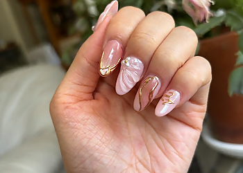 Surrey nail salon Adora Nails Whalley