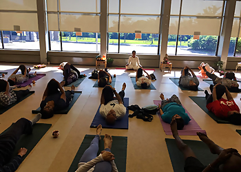 Pickering yoga studio Advaita Movement