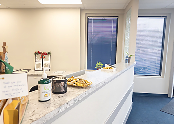 Ahave Massage Spa Ahave Massage Spa - Lethbridge, AB Massothérapies - Reception Area Image