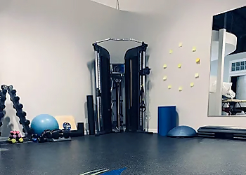 Ahmad Abou-Hamde, MScPT - VITALITY PHYSIOTHERAPY AND WELLNESS CENTRE RIVERSIDE SOUTH - Ottawa, ON Physical Therapists - Clinic Interior Image