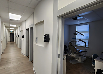 St Johns cosmetic dentist Airport Heights Dental