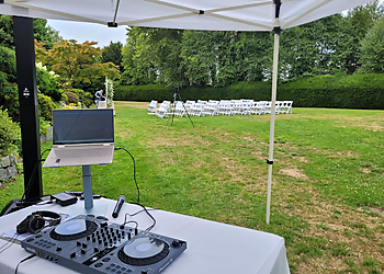 Richmond dj Airwaves Music