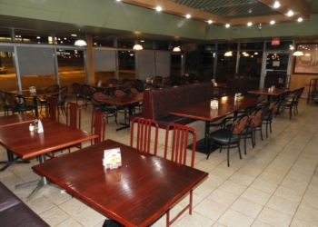 Al Salam Pita Bakery & Restaurant - Edmonton, AB Mediterranean Restaurants - Restaurant Interior Image