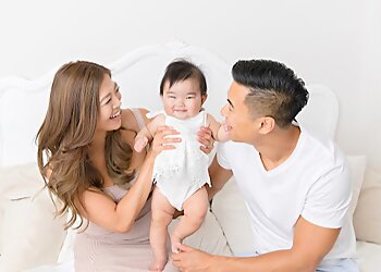 Langley babies and family photographer Alexandra Hunt Photography