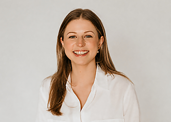 Ali Greco, MPT - ALINE WELLNESS - Sault Ste Marie, ON Physical Therapists - Doctor Portrait Image
