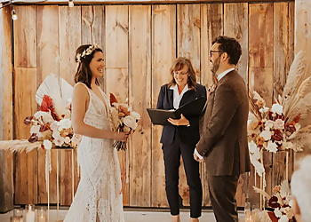 Guelph Célébrants De Mariage All Seasons Weddings Guelph