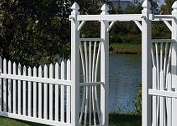 Peterborough fencing contractor Allen Fence Company