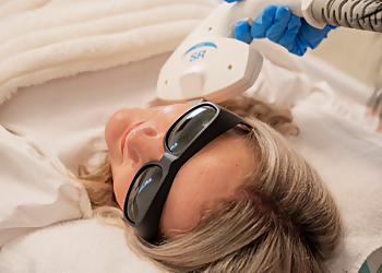Almost Famous Laser Corp. - Nanaimo, BC Med Spas - Patient Care Image