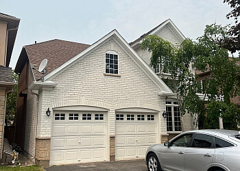 Burlington painter Aloft Group Painting