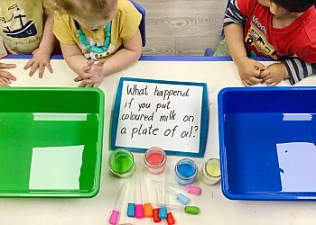 Red Deer Écoles Maternelles Alphabet Daycare Inc.