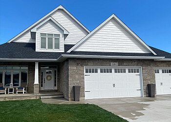 Sarnia painter Alvin Cleaning & Painting