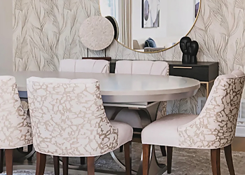 Aman Than Interiors Aman Than Interiors - Brampton, ON Designers et Décorateurs D'intérieur - Dining Room Image