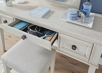 Shawinigan furniture store Ameublement BrandSource Paquin