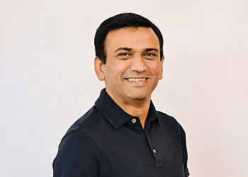 Amiras Ghori, PT, CCMI, AFCI - ACT PHYSIOTHERAPY & HEALTH SERVICES Amiras Ghori, PT, CCMI, AFCI - ACT PHYSIOTHERAPY & HEALTH SERVICES - Milton, ON Physiothérapie - Doctor Portrait Image