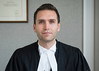 Andrew Captan - VRS LAW Andrew Captan - Cambridge, ON DUI Lawyers - Professional Portrait Image
