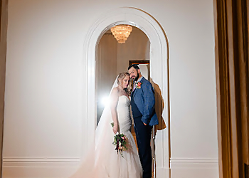 Kingston wedding photographer Andrew McLaughlin Wedding Photographer