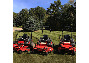 Burlington lawn care service Andy's Home & Lawn Service Inc.