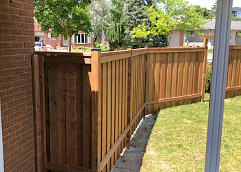 Guelph fencing contractor Annik Landscaping and Contracting image 1