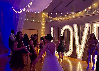 Lethbridge dj Applaud Entertainment