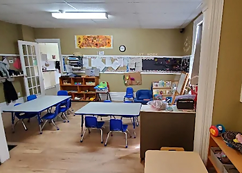 Apples and Angels Montessori School and Daycare - Halton Hills, ON Preschools - Interior Image