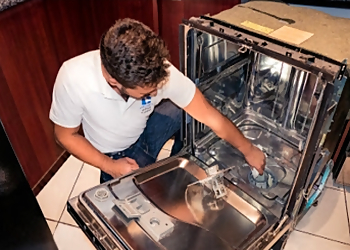 Appliance Repair Expert - London, ON Appliance Repair Services - Repair Process Image
