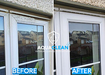 Halton Hills window cleaner AquaClean