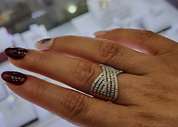 Burnaby jewelry Arctic Fame Diamonds