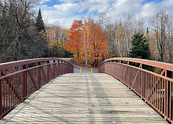 Huntsville hiking trail Arrowhead Provincial Park