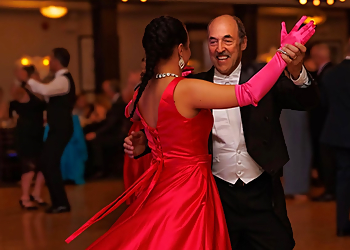 Arthur Murray Waterloo Dance Studio - Waterloo, ON Wedding Dance Choreography - Couple Dancing Image