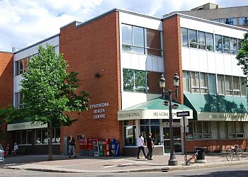 Edmonton podiatrist Dr. Artur Kruszelnicki - STRATHCONA FOOT & ANKLE CLINIC