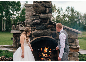 Pickering wedding photographer Ashlea MacAulay Photography