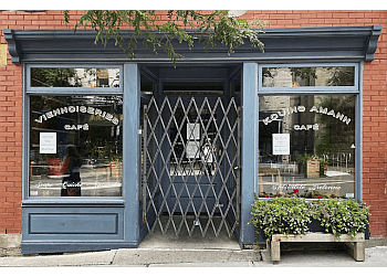 Montreal bakery Au Kouing-Amann