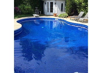 Repentigny Service De Piscine Au coin de la piscine