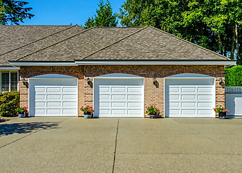 Aurora Garage Door Repair Aurora Garage Door Repair - Aurora, ON Garage Door Repair - Project Image