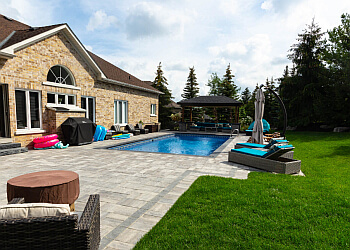 Aurora Service De Piscine Aurora Interlock & Pools Inc.